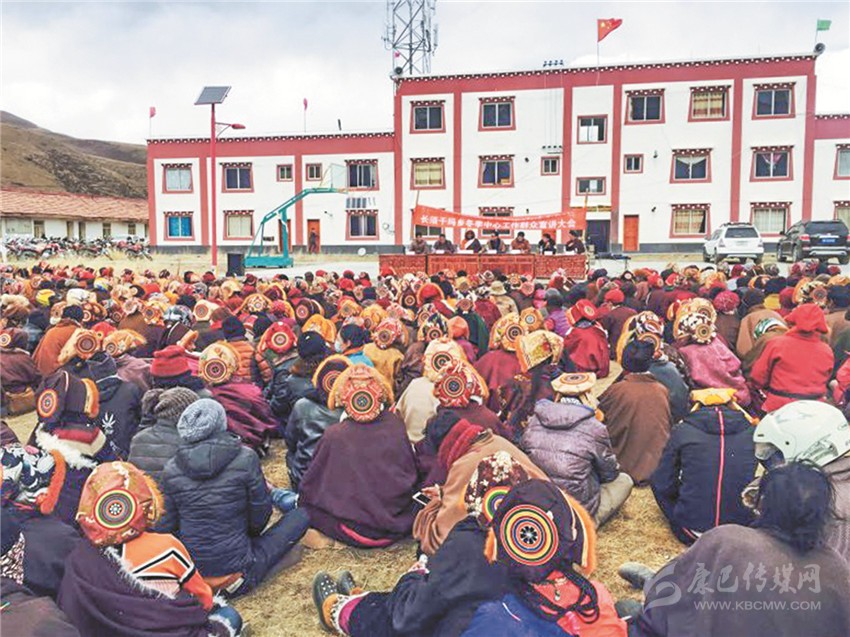石渠縣開展“千人大下鄉(xiāng)” 、“千人大宣講”、“千人大走訪”活動掠影