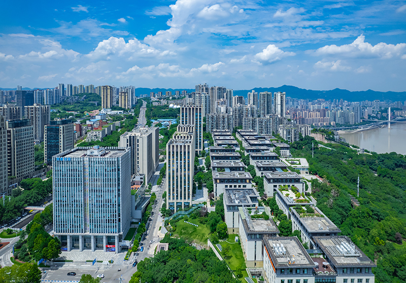 2023年8月4日，重慶，區(qū)塊鏈數(shù)字經(jīng)濟產(chǎn)業(yè)園。